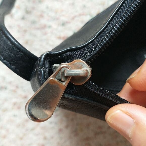 Le Donne Leather Collection Crossbody Shoulder Bag Black Zip Pocket Small Classi - Picture 7 of 16